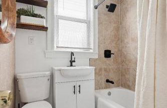 Spacious & Stylish 2BR Apartment Near Manhattan - Foto 11