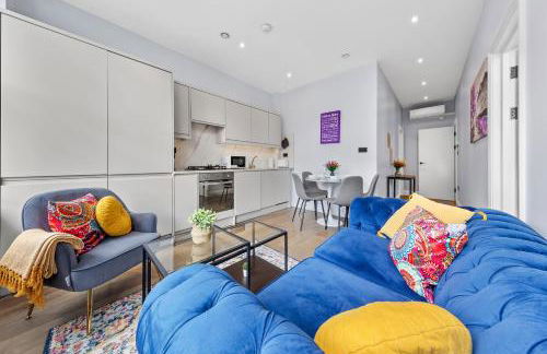 Westminster 2 Bedroom apartment with AC sleeps 5 - Photo 23