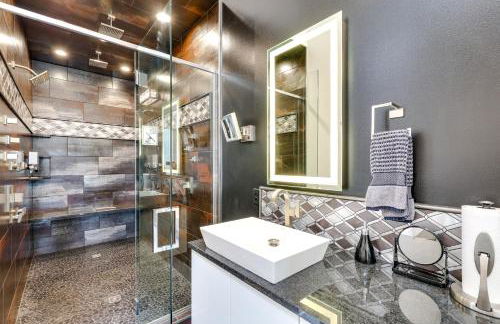 Motorcycle-Themed Home in Spearfish with Hot Tub! - Foto 15