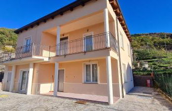 Wayne's house, a short walk to the waterfalls - Foto 1