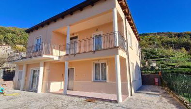 Wayne's house, a short walk to the waterfalls - Foto 1