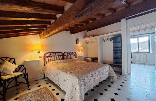 Mansarda con solarium panoramico su centro storico di Sarteano vicino alle famose terme della Val d'Orcia - Photo 32