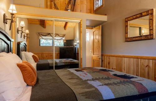 Ultimate Lakeview Lodge and ON THE LAKE! with a Hot-Tub! - Foto 8