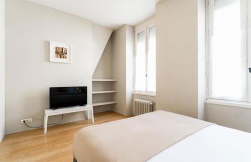 Appartement T3 de Prestige proche du Jardin Public de Bordeaux - Foto 15