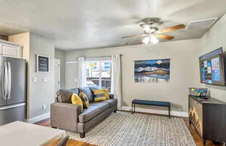 Vibrant Watermelon - Hot Tub, BBQ-Grill, King-Bed, Backyard, Parking - Foto 8