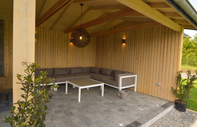 Luxurious Villa with Sauna, Hot Tub, Recreation Room, Large Enclosed Garden - Foto 21