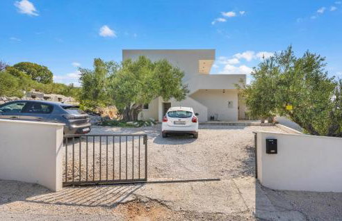 4 Bedroom Stunning Home In Jarebinjak - Photo 14