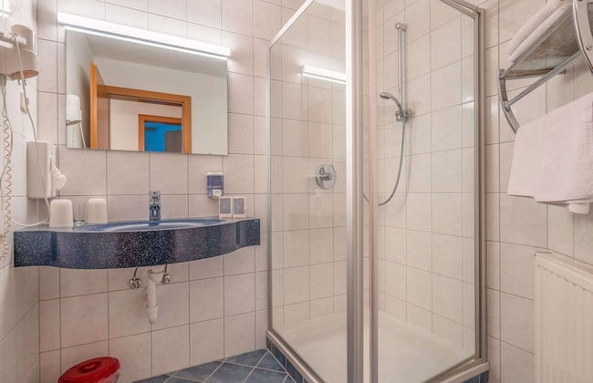 Apartment in Stubai With Balcony and ski Room - Photo 9