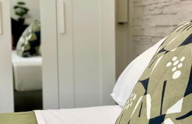 Cliffhouse - Guest House - Photo 12