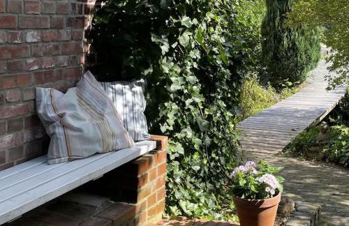 Holiday home in Hemmoor with swimming pool - Foto 2