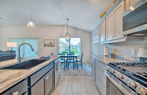 Home with Lanai and Golf Cart in The Villages - Foto 11