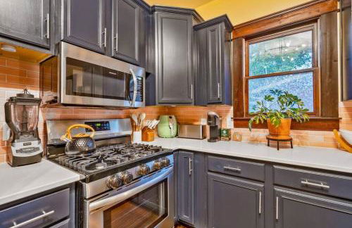 Bright Bungalow in Hip East Nashville Walk to 5 Points - Only 2 miles to Downtown - Foto 14