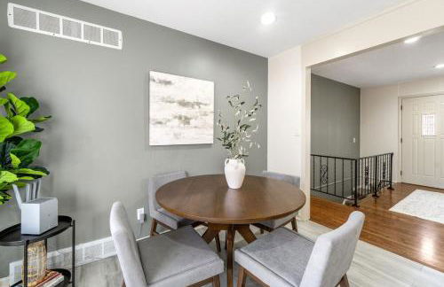 Nall Hills Gem! Great location & new interior! - Foto 35