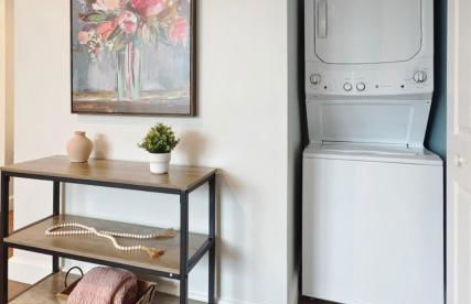 Fun Cozy 1 Br King Apts - 1 25 Mile Walk to TIAA Bnk Fld - Foto 4