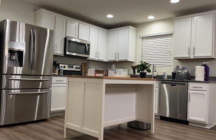 Perfect 4Bd with King Bed Vacation Home - Photo 43