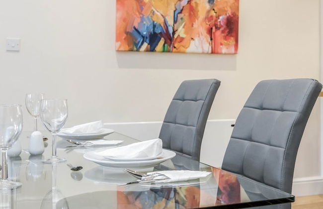 Luxury 2 Bedroom Apartments with Parking - Foto 78