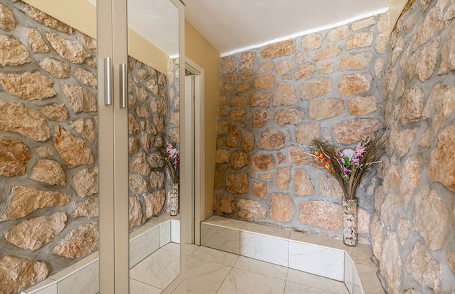 Captivating Holiday Home in Tribanj near Sea - Foto 2