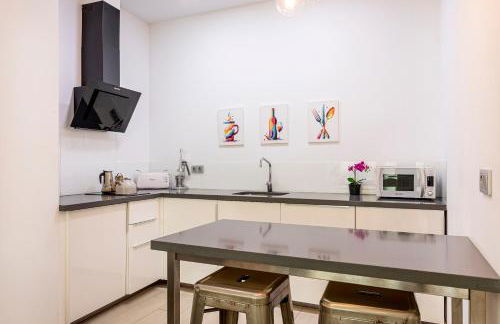 G&V APARTMENTS CLOSE to CENTER - Photo 7