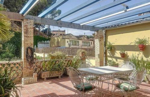 Family home with pool and garden in Tudela center - Photo 35