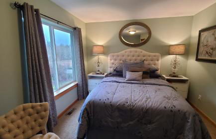 Mt Rainier Way Bedroom with Private Full Bath - Foto 5