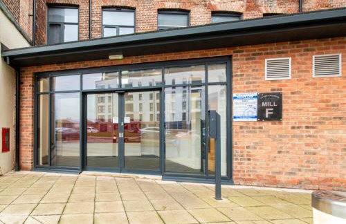 2BR River View Leeds Dock Apartment l Free Parking - Foto 28