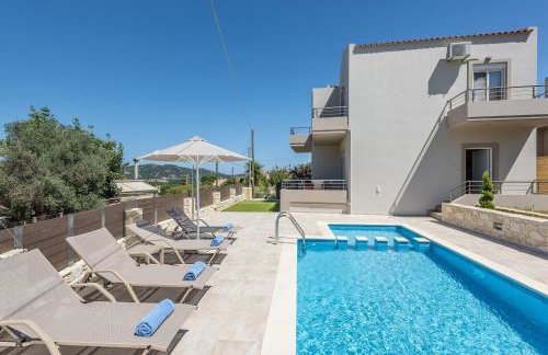 Villa Neaira - Foto 1