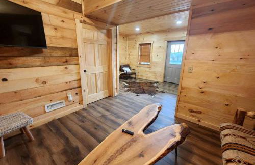 Lakeview Cabin by Tappan Lake, Perfect for Groups with Hot-Tub in Ohio - Foto 18