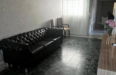 Apto amplo no Coração de Barreiras 3 Quartos 4 Banheiros Comporta até 7 hóspedes 157m2 - Photo 3