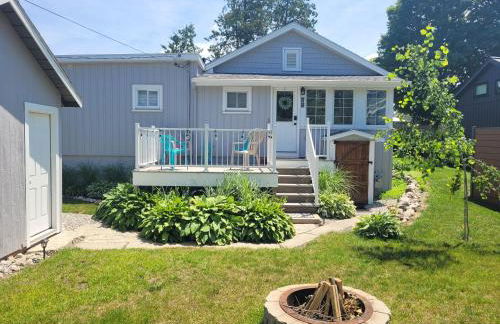 The Lily Pad on Benzie Blvd - Super Cute! - Foto 2