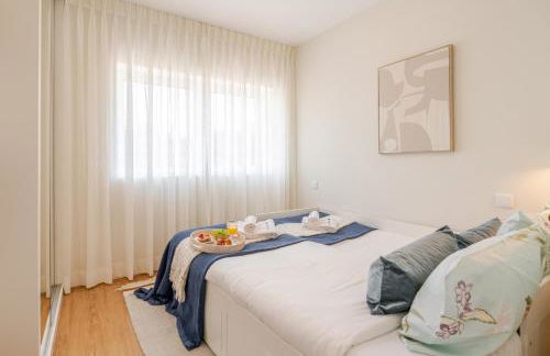 Stylish & Spacious Apartment by HostWise - Foto 8