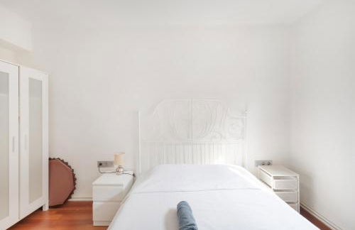 Cozy apartment centre Manresa - Photo 11