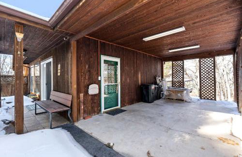 Modern Mountain Cabin with Hot Tub and Game Room Near Moorefield, West Virginia - Foto 70
