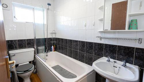 Spacious House in Sheffield - Great Location! - Foto 5