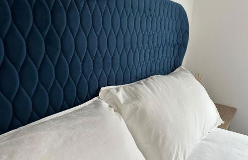 Stafford 2 Bedroom Apartment in Prime Location with Secure Parking - Foto 6