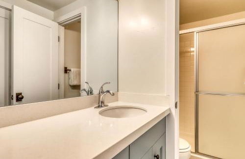 Single Level Ranch Condo in Elkhorn - Photo 15