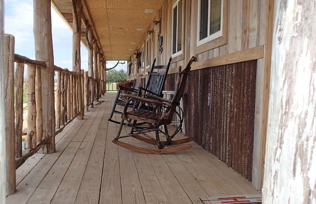 Stagecoach Cabins - Foto 49