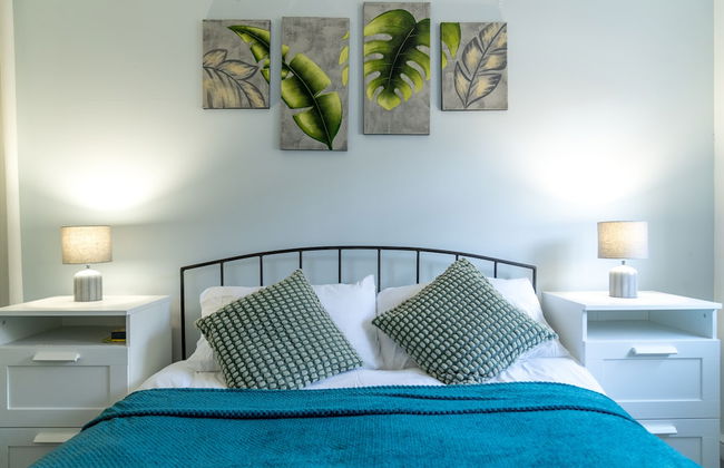 Crawley Pet Friendly 1-Bedroom Apartment - Foto 13