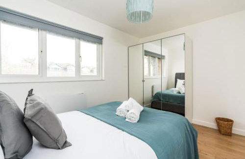 Sleek and Stylish 2BD Home With a Garden Anerley - Foto 9