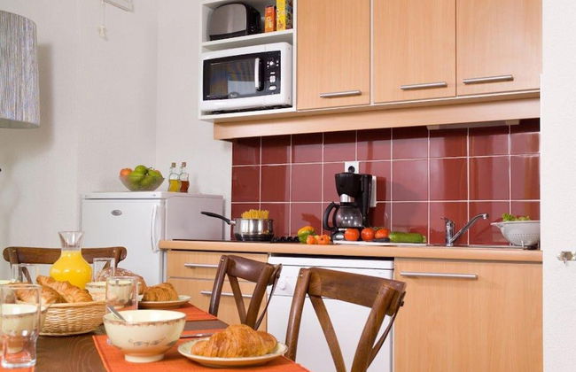 Comfortably Furnished Apartment With a sea View - Foto 5