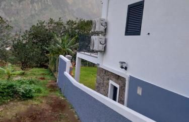 CASA GIRASSOL " uma Janela para o Nascer do Sol " - Foto 12