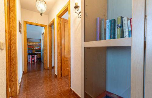 Villa con Jacuzzi exterior y Piscina cubiertos - Foto 42