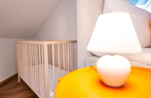 GreenTreeHomes - Penthouse Oak - Photo 11