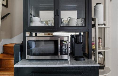 Historic Carriage House Retreat - Foto 15