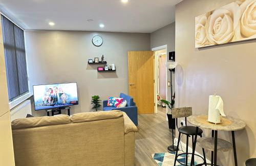 2 Bed Apartment - Sleeps 4 - Wifi - Parking - Foto 11