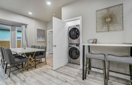 Baby Blue - Hot Tub Easy Access to Top Locations - Foto 21