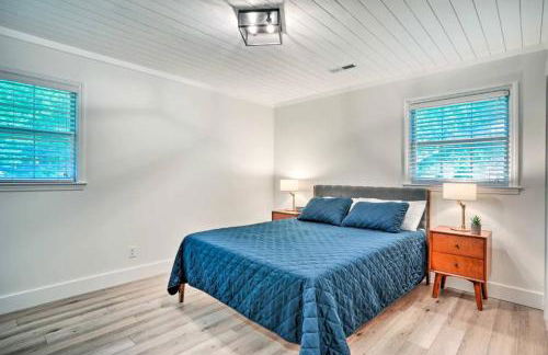 Walk to Dining, Coffee. Ping Pong, Bikes, Fire Pit - Photo 13