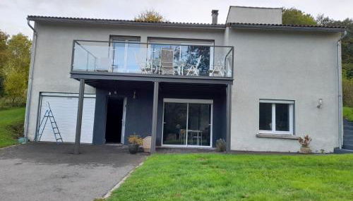 A 5 mns du Puy de Dôme avec Vue imprenable Studio rez de jardin 24m2 neuf à Laschamps - Foto 5, Garden, Garden view