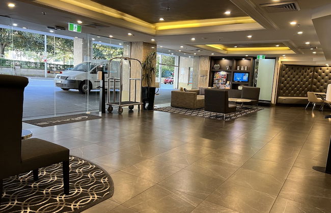 Sydney Hyde Park Paxsafe Apartments - Photo 4