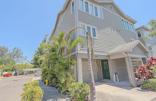 Sunshine Cottage At Cedars 2 Bedroom Condo by RedAwning - Foto 48