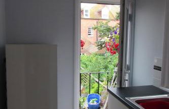 Idyllic Bexhill centre flat above pub - Foto 3